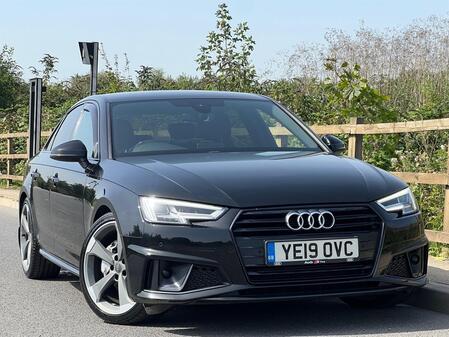 AUDI A4 2.0 TDI 40 Black Edition S Tronic Euro 6 (s/s) 4dr